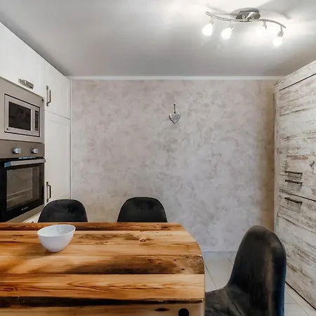 Apartment Casa Edera By Quokka 360 - Typical Romantic Wooden House *