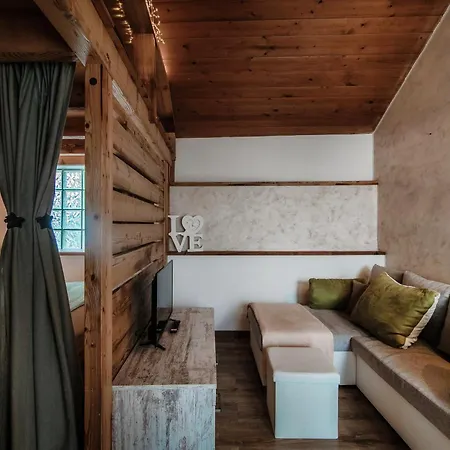 Casa Edera By Quokka 360 - Typical Romantic Wooden House * Solduno