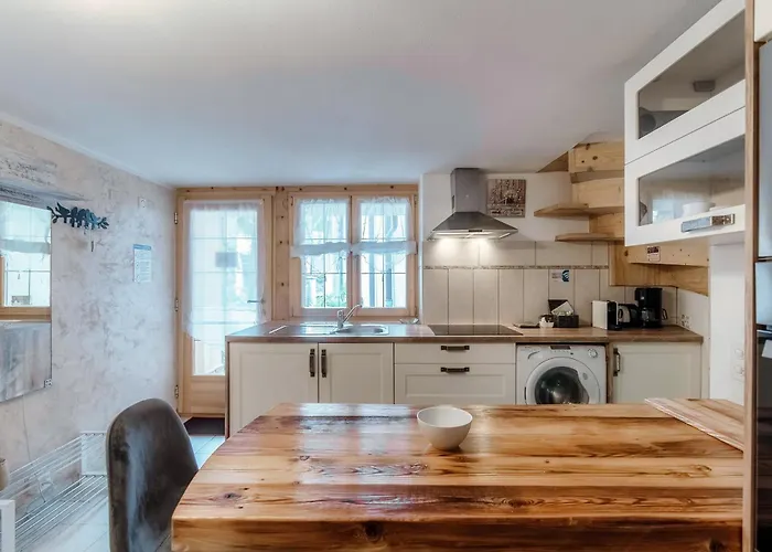 Casa Edera By Quokka 360 - Typical Romantic Wooden House Appartement