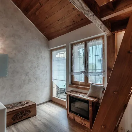 Casa Edera By Quokka 360 - Typical Romantic Wooden House *