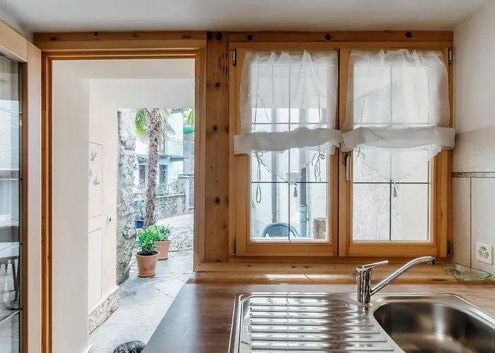 Lejlighed Casa Edera By Quokka 360 - Typical Romantic Wooden House *